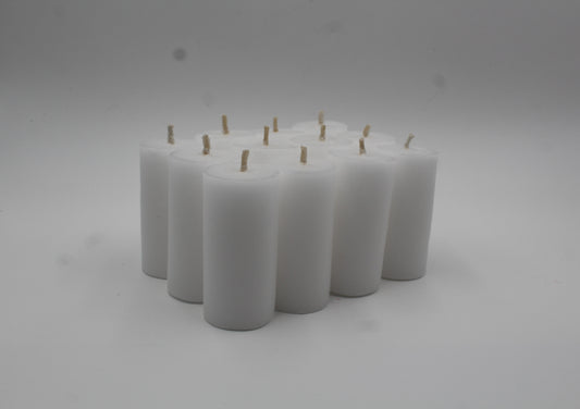 12 velas en forma de cirio 4x7.5 cm