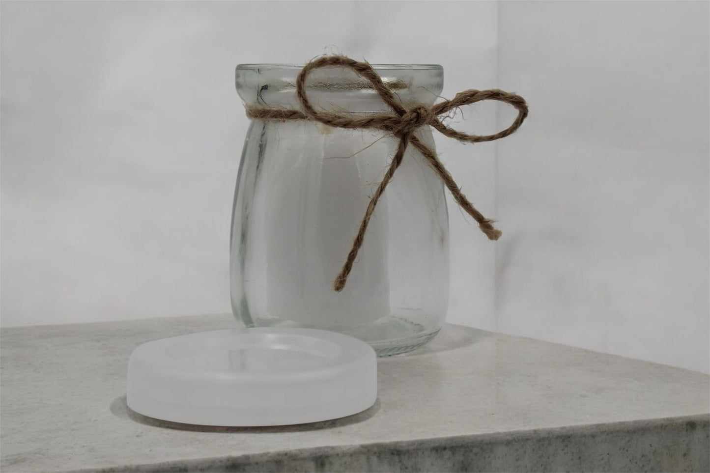 Vela en frasco de cristal con tapa 100ml